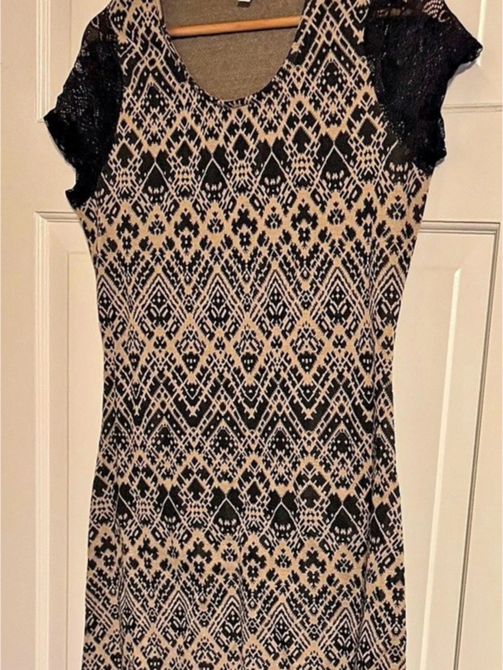 Love Fire Geometric Mini Dress in Black & Tan, Size Large & Like New